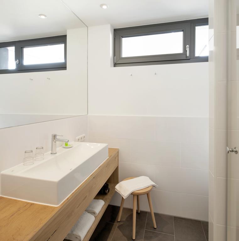 Hotel M120 Unterföhring Oda fotoğraf